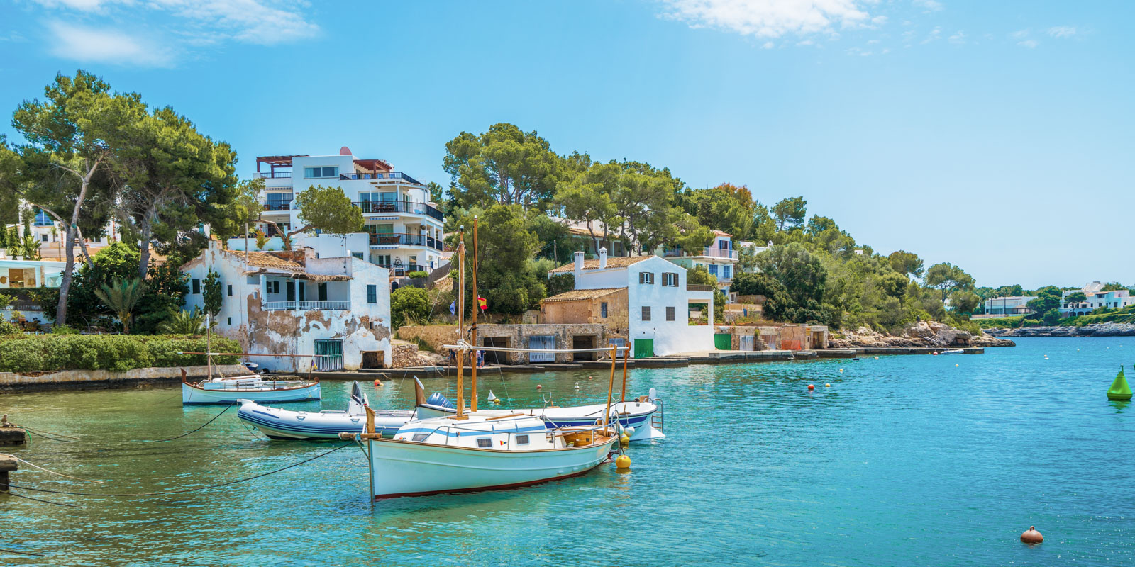 What to do in Cala d’Or in summer: 7 plans to enjoy - Fido Hotels - Mallorca - 1 Coastal area of Mallorca in the town of Cala d’Or.