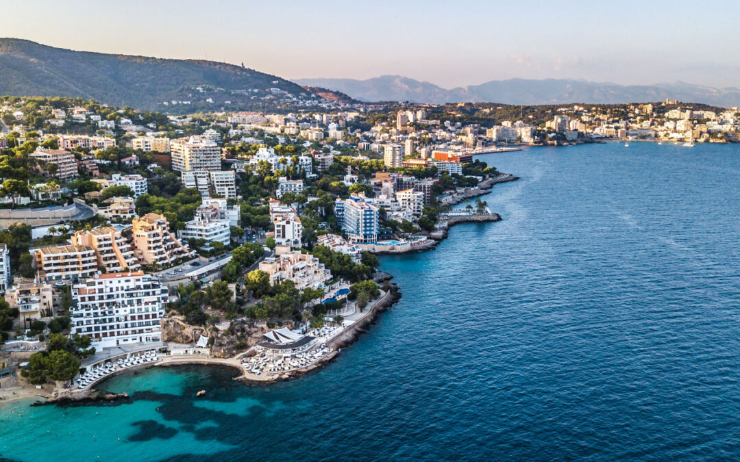 Where to stay in Mallorca without a car?