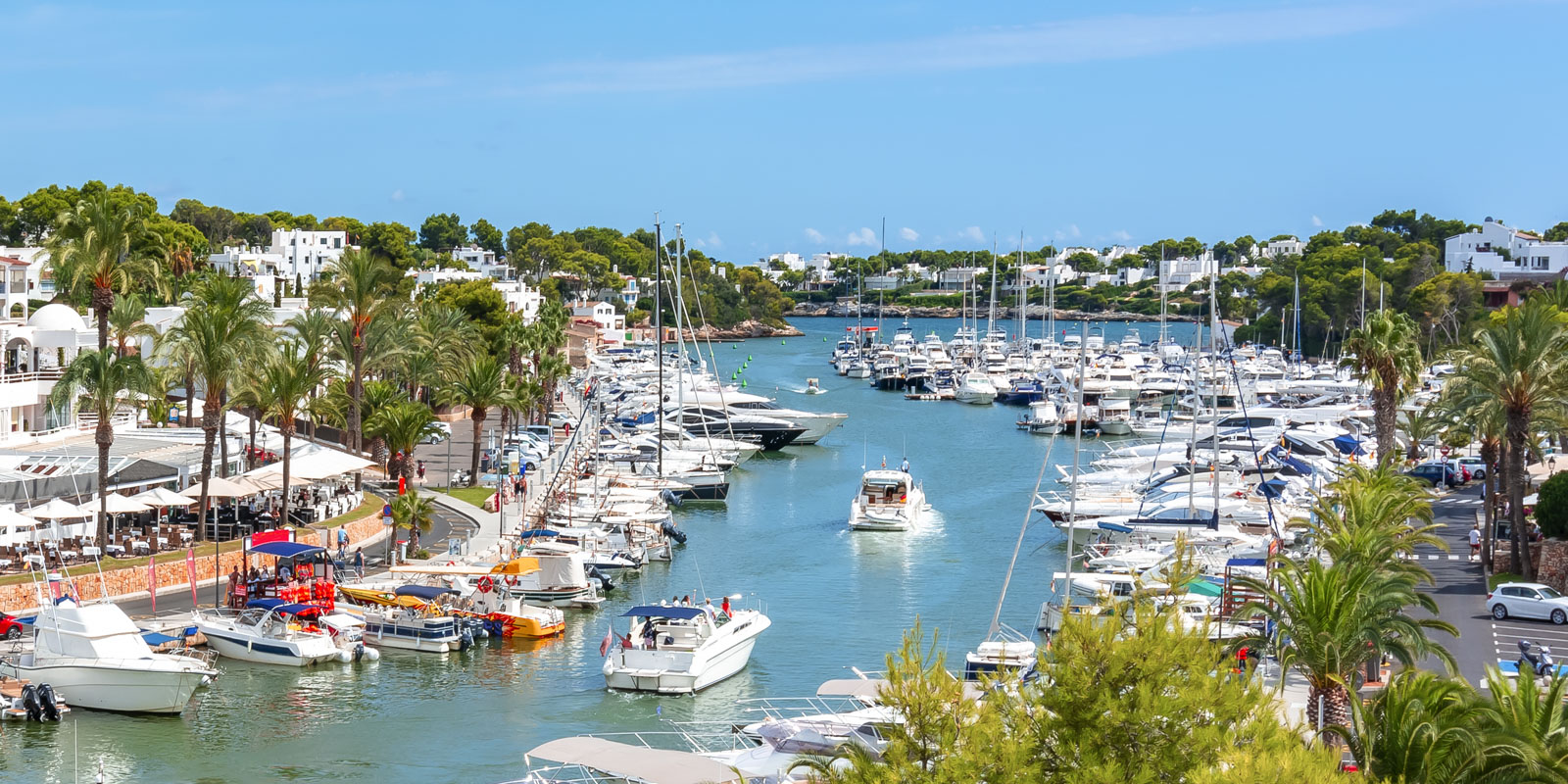 What to do in Cala d’Or in summer: 7 plans to enjoy - Fido Hotels - Mallorca - 3 The marina of Cala d’Or is one of the areas to visit in this tourist town of Mallorca.