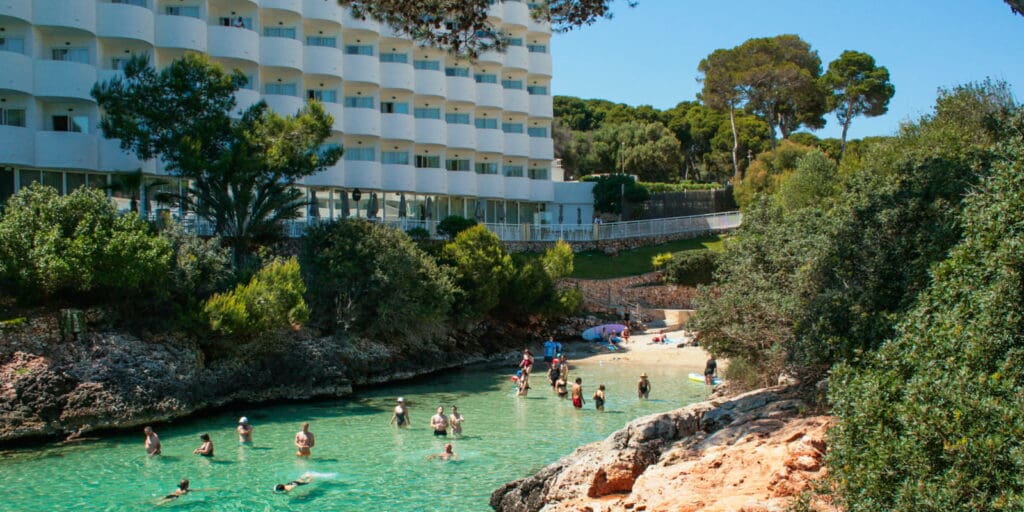Imagen de Cala Egos, en Cala d'Or, para mostrar las playas de Mallorca
