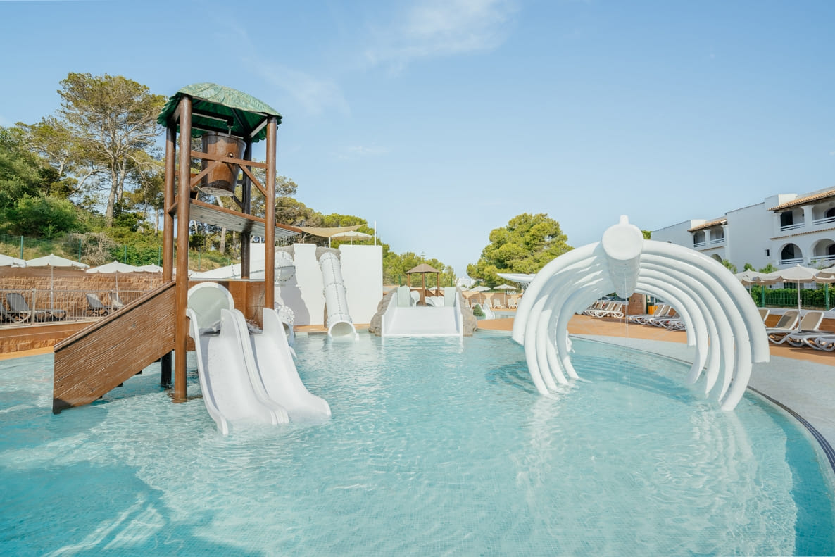 Image of Slides - Fido Hotels 1