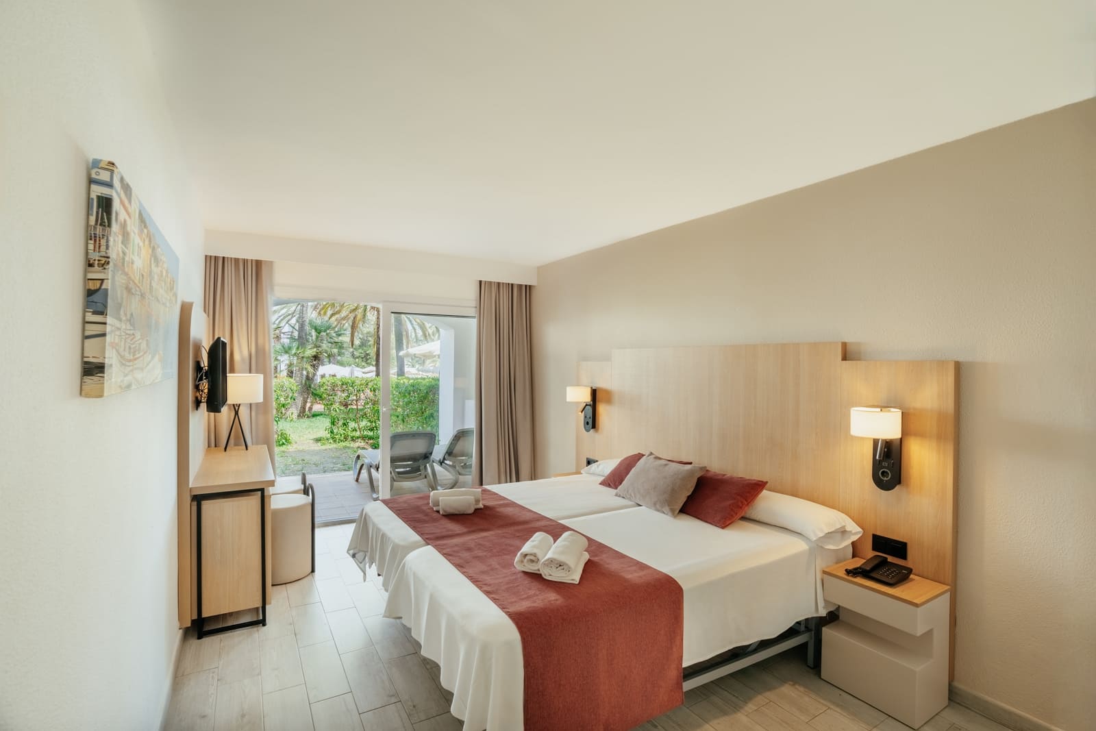 Imagen de Fido Gardens - Fido Hotels 1