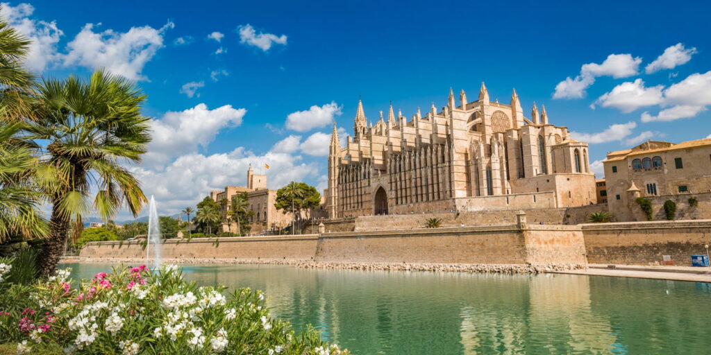 The Cathedral of Palma is one of the things to do in Palma Mallorca